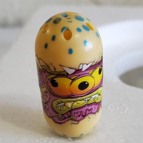 Mighty Beanz #200 Alien Egg Bean (2010 Moose Toys) Rare Vintage Collector Toy - Picture 1 of 4